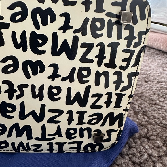 Stuart Weitzman patent leather bag - Picture 7 of 9